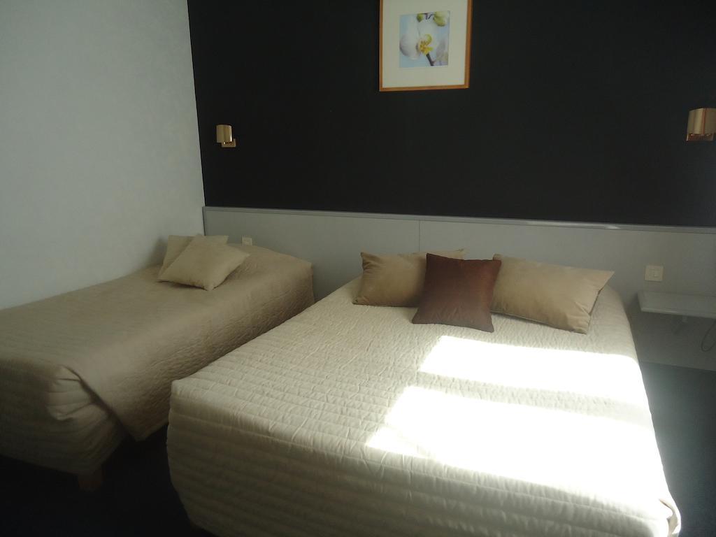 Don Quichotte Hotel Vallet Room photo